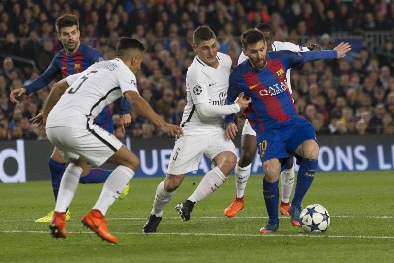 Barcelona tarihi geri dönüşle PSG'yi devirdi