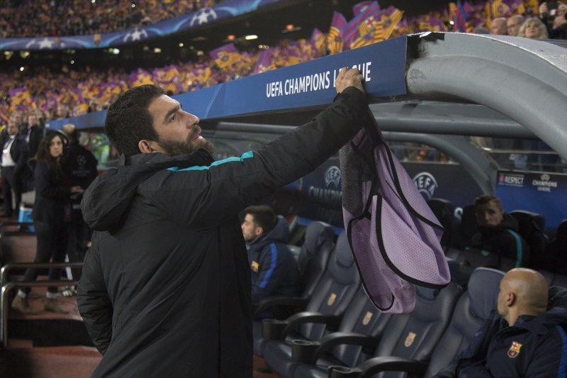 Barcelona tarihi geri dönüşle PSG'yi devirdi