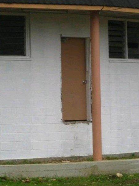 Görenleri şaşkına çeviren komik hatalar