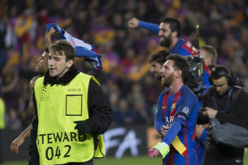 Barcelona tarihi geri dönüşle PSG'yi devirdi
