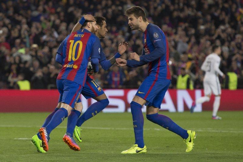 Barcelona tarihi geri dönüşle PSG'yi devirdi