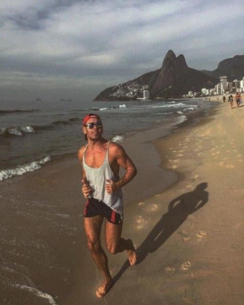 Dünya yıldızlarının kankası: Mert Alaş