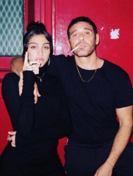 Dünya yıldızlarının kankası: Mert Alaş