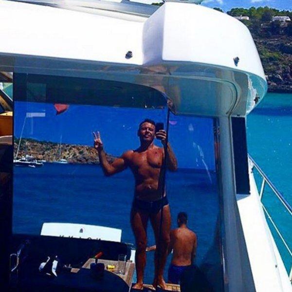 Dünya yıldızlarının kankası: Mert Alaş