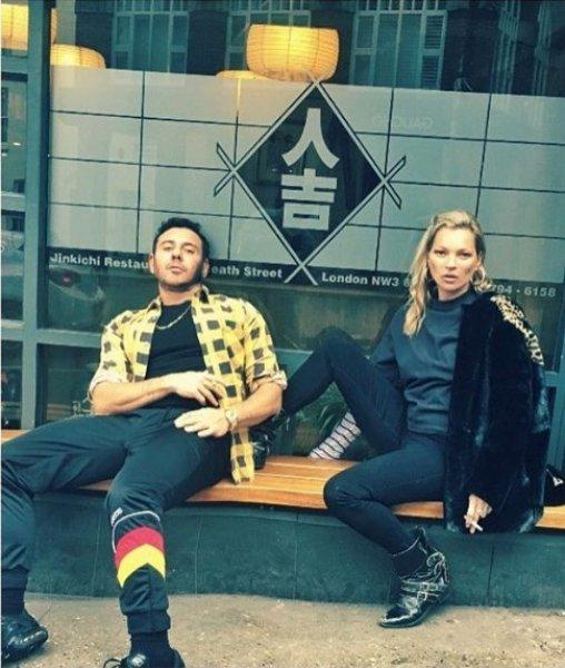 Dünya yıldızlarının kankası: Mert Alaş