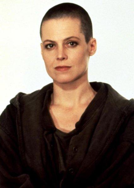 Asker tıraşı yaptıran ünlüler