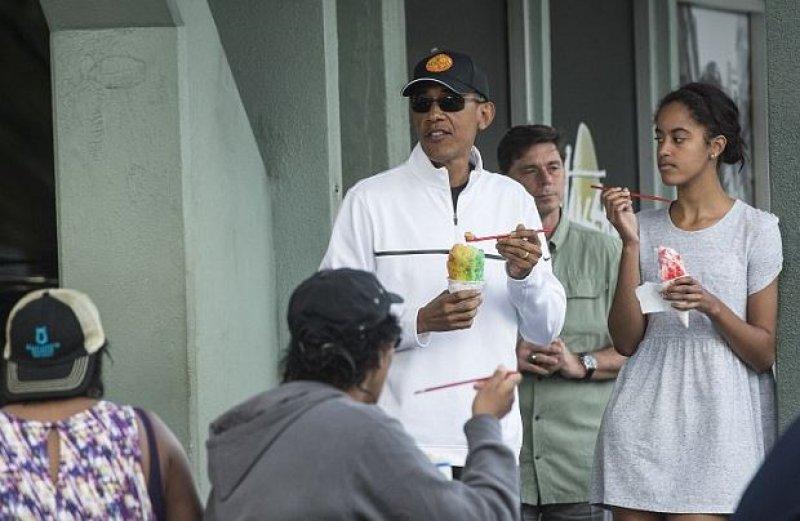 Barack Obama'nın tatili bitmiyor