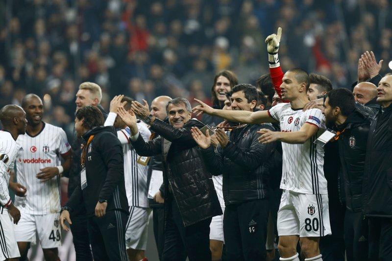 Beşiktaş'ın Olympiakos zaferinden kareler