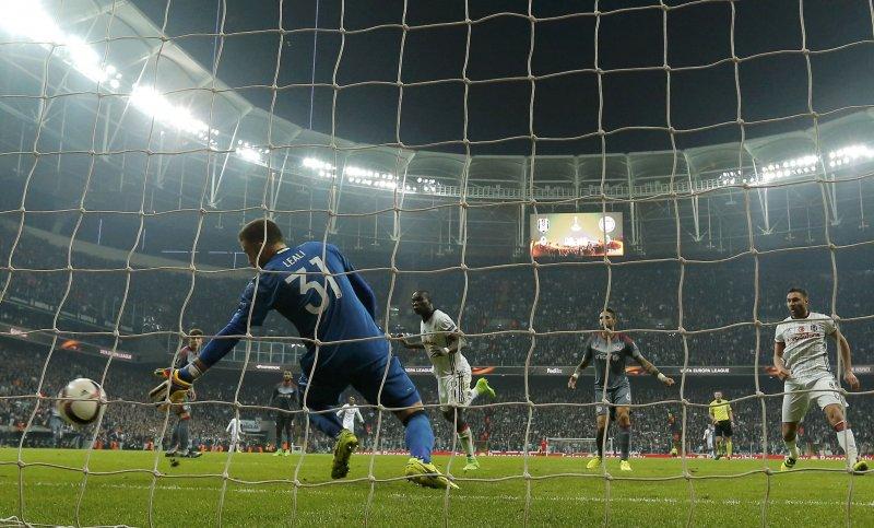 Beşiktaş'ın Olympiakos zaferinden kareler