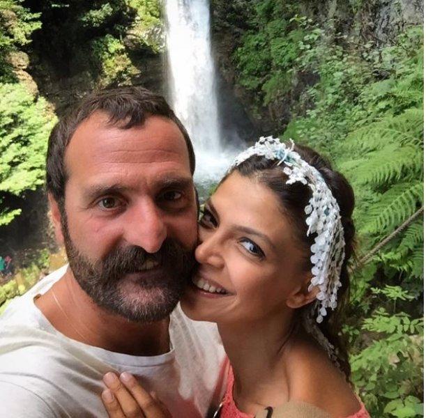 Oyuncu Eda Özerkan hamile