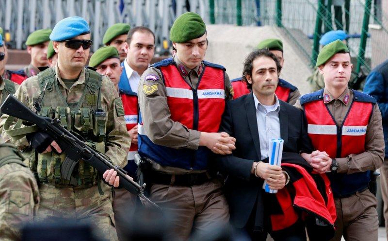 Darbecilere idam ipi atıldı