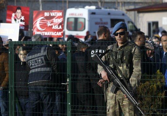 Darbecilere idam ipi atıldı