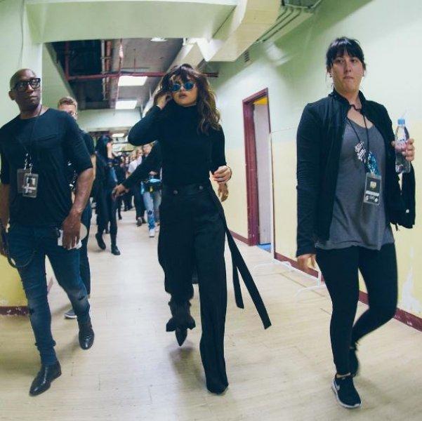 Selena Gomez yeni sevgilisiyle görüntülendi