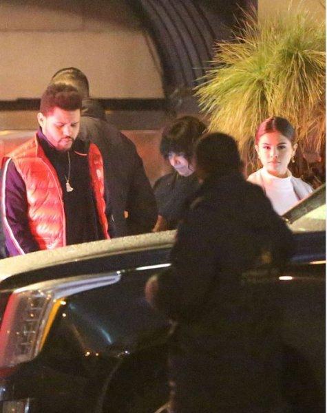 Selena Gomez yeni sevgilisiyle görüntülendi