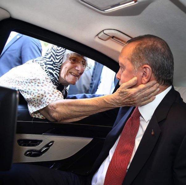 Cumhurbaşkanı'nın resmi fotoğrafçısından özel kareler