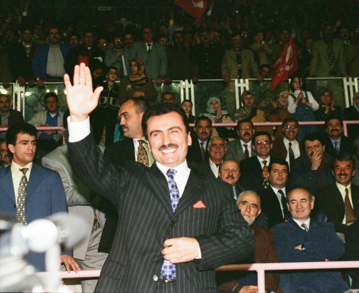 Muhsin Yazıcıoğlu ölümünün 8. yılında fotoğraflarla anılıyor 