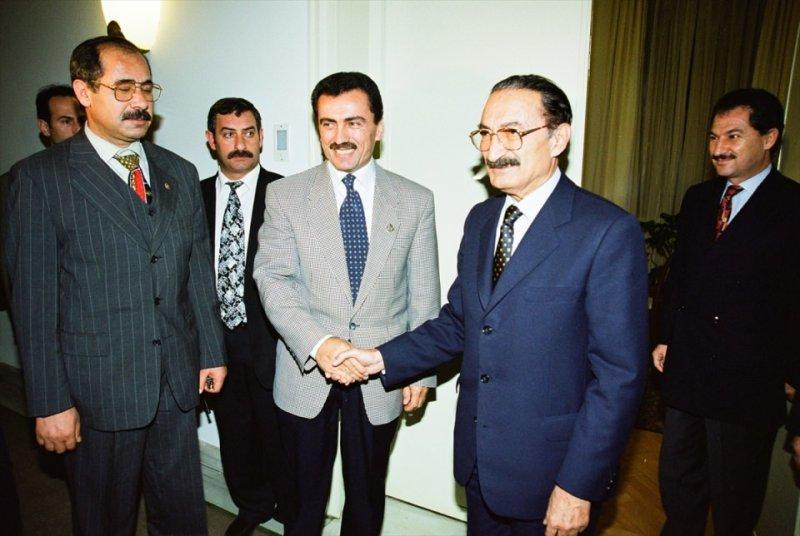 Muhsin Yazıcıoğlu ölümünün 8. yılında fotoğraflarla anılıyor 