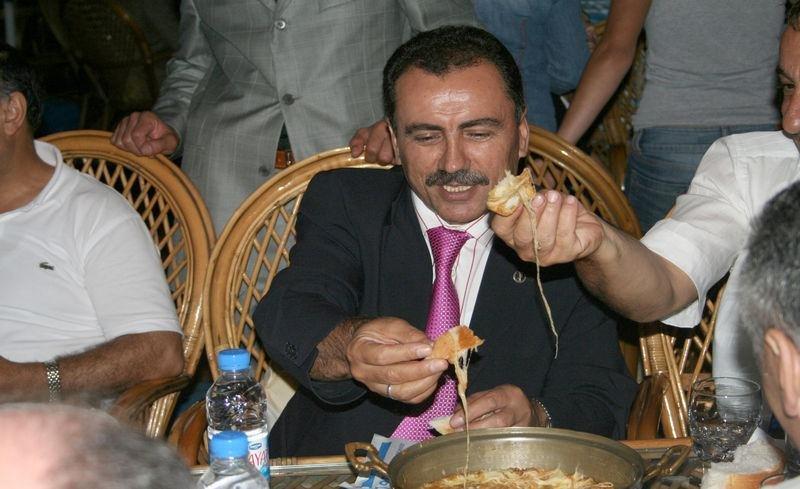 Muhsin Yazıcıoğlu ölümünün 8. yılında fotoğraflarla anılıyor 