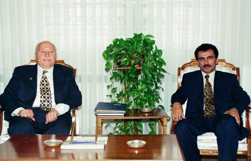 Muhsin Yazıcıoğlu ölümünün 8. yılında fotoğraflarla anılıyor 