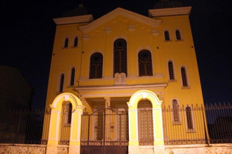 Dünya saatine Türkiye'nin çeşitli yerlerinden destek