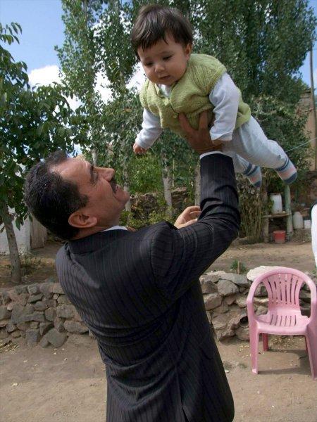 Muhsin Yazıcıoğlu ölümünün 8. yılında fotoğraflarla anılıyor 