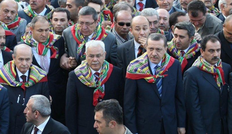 Muhsin Yazıcıoğlu ölümünün 8. yılında fotoğraflarla anılıyor 