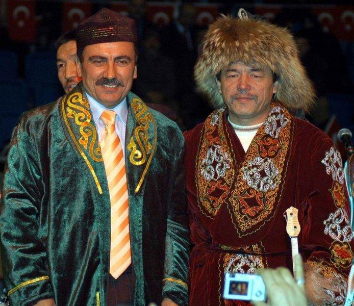 Muhsin Yazıcıoğlu ölümünün 8. yılında fotoğraflarla anılıyor 