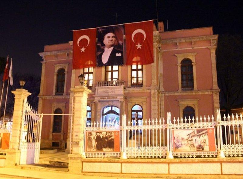 Dünya saatine Türkiye'nin çeşitli yerlerinden destek