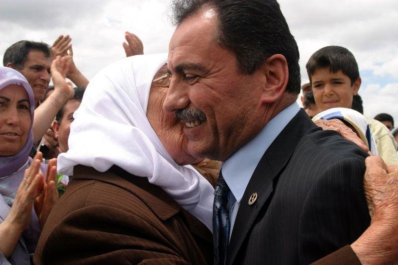 Muhsin Yazıcıoğlu ölümünün 8. yılında fotoğraflarla anılıyor 