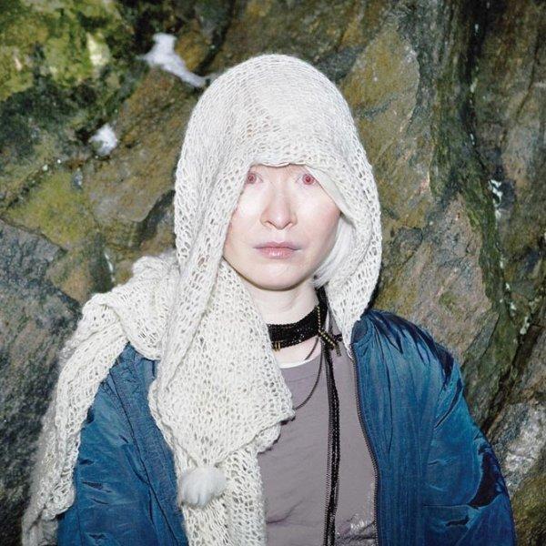 Benzersiz ten rengine sahip 8 farklı insan