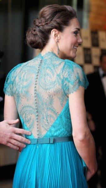 Prenses Kate Middleton’ın sanat şıklığı