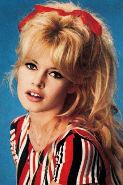 80'li yılların garip saç modelleri 