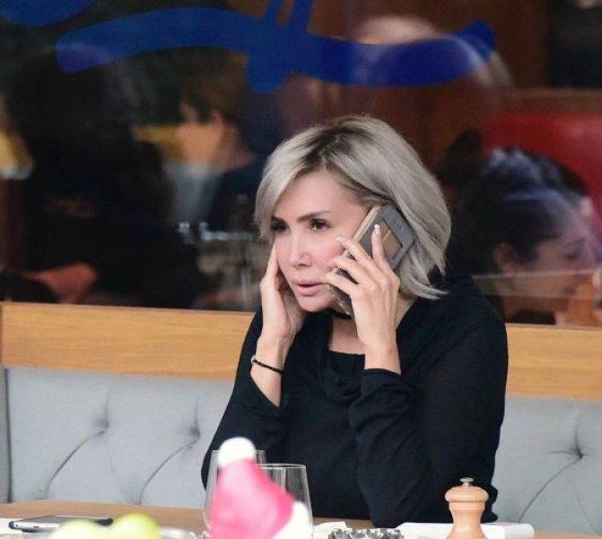 52'lik Yonca Evcimik'ten olay pozlar