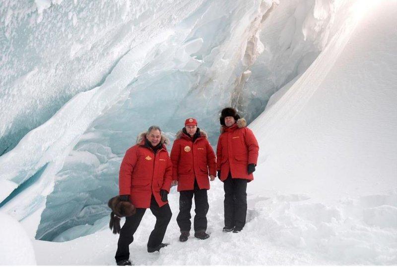 Vladimir Putin'den buzul bölgesine ziyaret