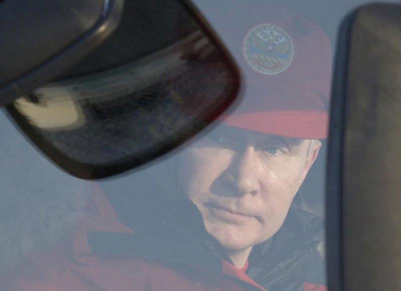 Vladimir Putin'den buzul bölgesine ziyaret