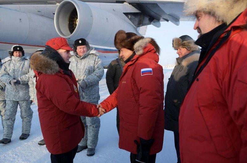 Vladimir Putin'den buzul bölgesine ziyaret