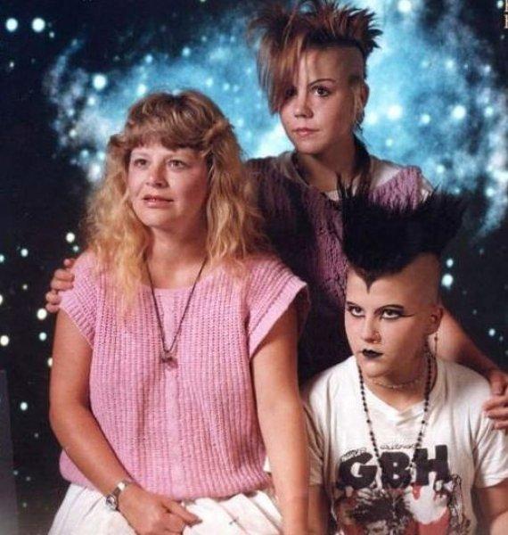 80'li yılların garip saç modelleri 