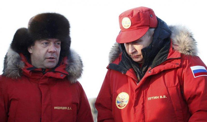 Vladimir Putin'den buzul bölgesine ziyaret