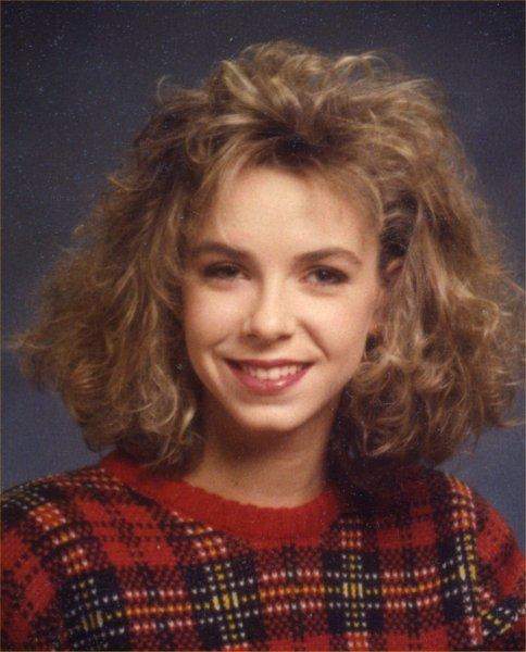 80'li yılların garip saç modelleri 