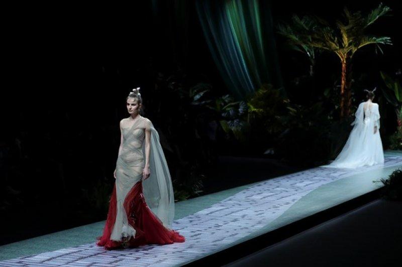 2017 gelinlik modelleri çiçek açtı