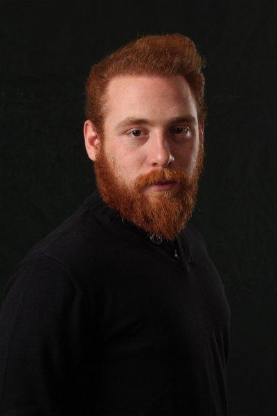 Ünlülerin yaşları