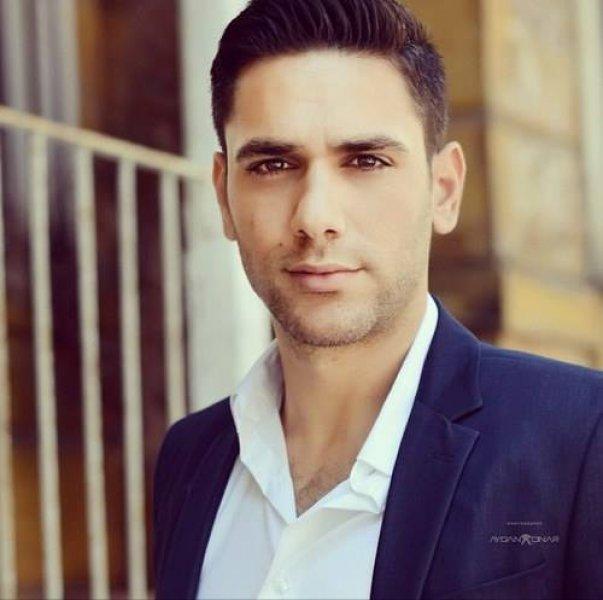 Ünlülerin yaşları