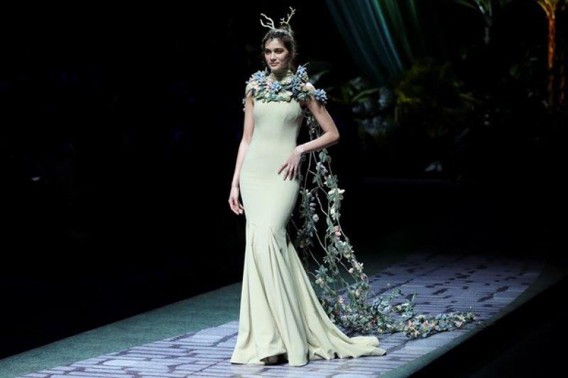 2017 gelinlik modelleri çiçek açtı