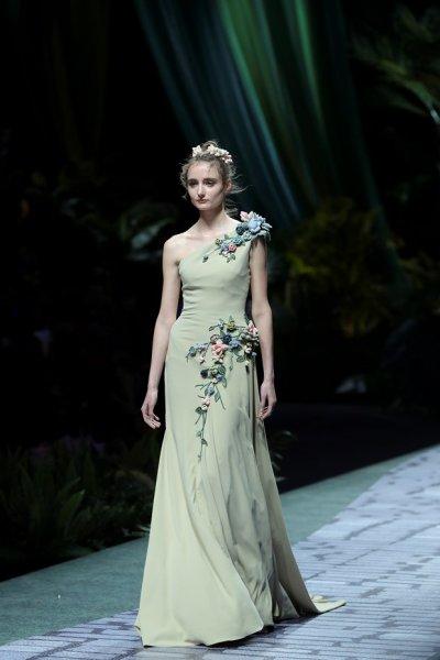 2017 gelinlik modelleri çiçek açtı