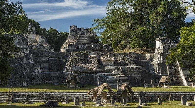 Yağmur Ormanları’nda gizlenmiş Tikal Antik Kenti