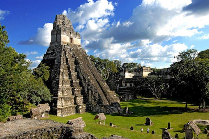 Yağmur Ormanları’nda gizlenmiş Tikal Antik Kenti