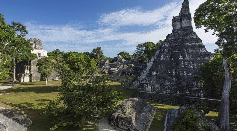 Yağmur Ormanları’nda gizlenmiş Tikal Antik Kenti