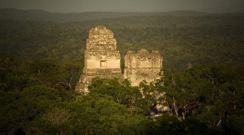 Yağmur Ormanları’nda gizlenmiş Tikal Antik Kenti