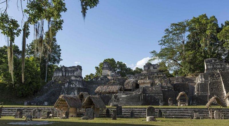 Yağmur Ormanları’nda gizlenmiş Tikal Antik Kenti