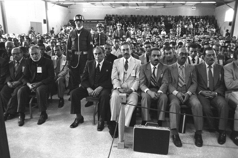 Arşivden çıkan Alparslan Türkeş fotoğrafları